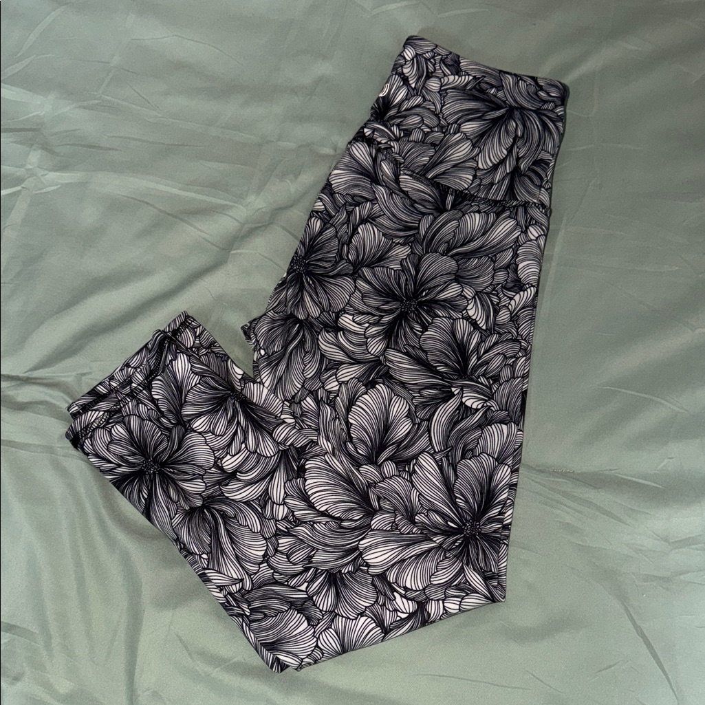 Balance Brand Leggings Black  White Floral